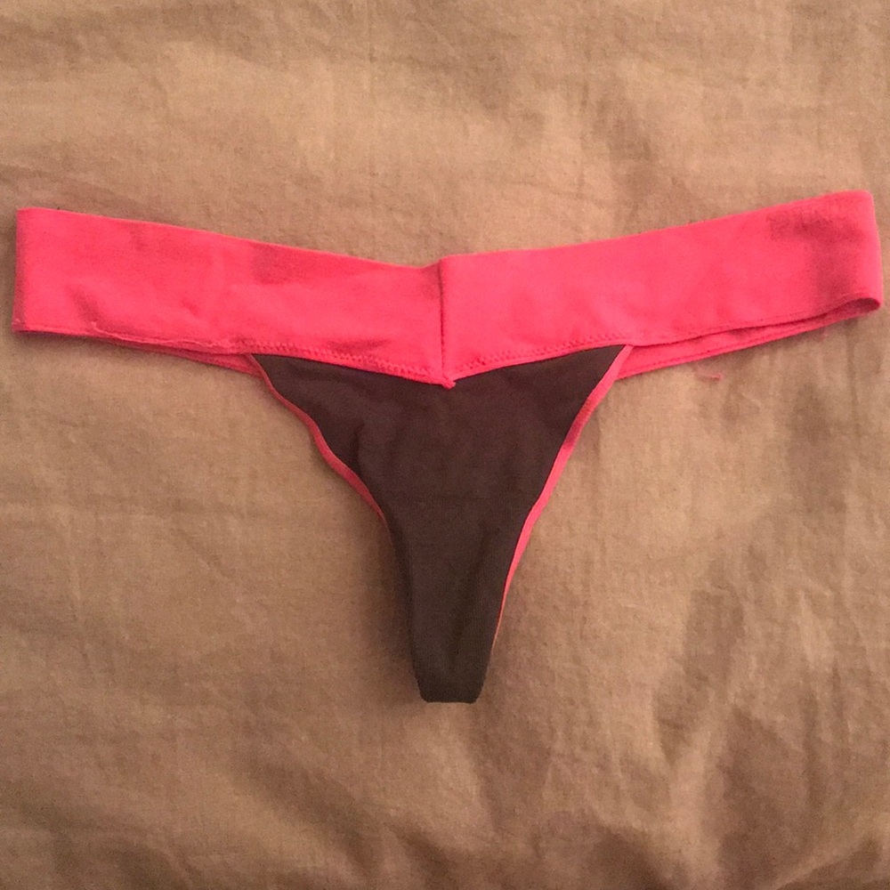 Like new Victoria secret pink underwear!